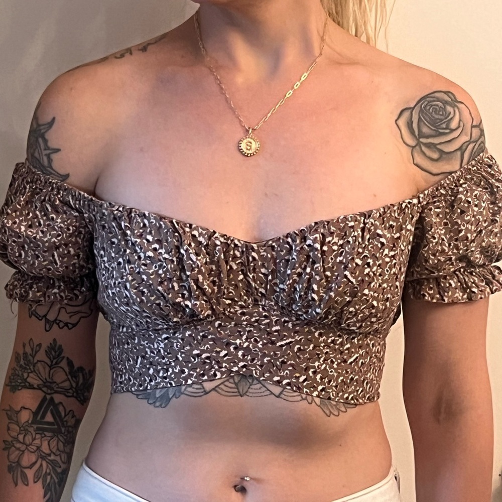 Floral crop top tie